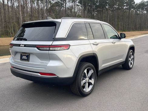 New 2026 Jeep Grand Cherokee Limited RWD image 7