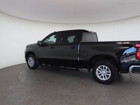 Used 2023 Chevrolet Silverado 1500 LT AWD/4WD image 10