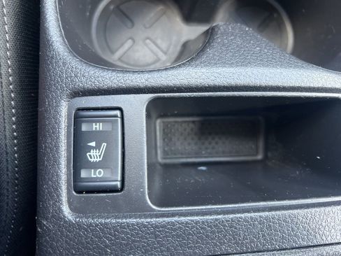 Used 2017 Nissan Rogue Sport SV w/ SV All-Weather Package image 59