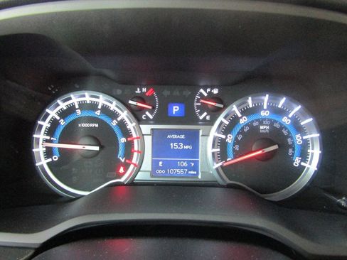 Used 2016 Toyota 4Runner Limited image 15