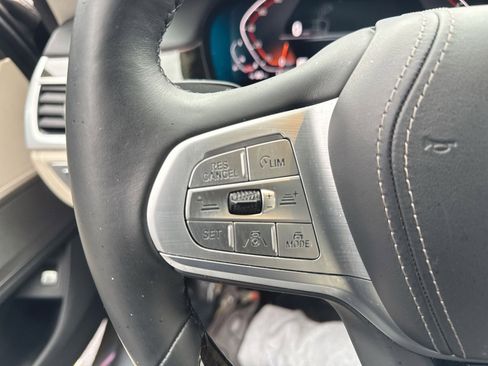 Used 2021 BMW 750i xDrive 750i xDrive w/ Executive Package image 16