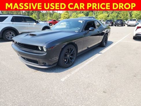 Used 2017 Dodge Challenger T/A RWD image 4