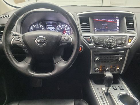 Used 2018 Nissan Pathfinder SL w/ Midnight Edition Package AWD/4WD image 22