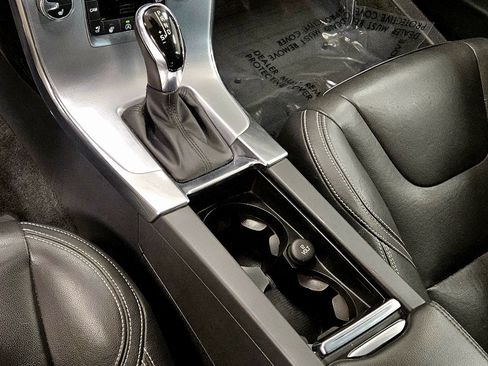 Used 2018 Volvo S60 T5 Dynamic w/ Protection Package image 37