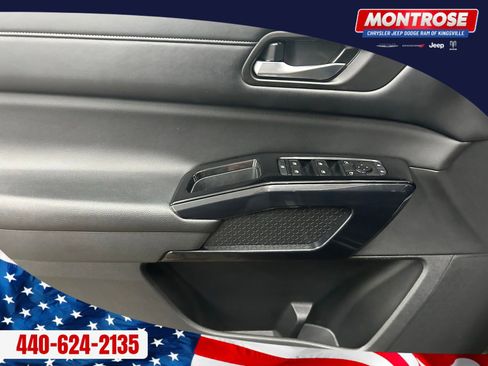 Used 2022 Nissan Pathfinder S image 10