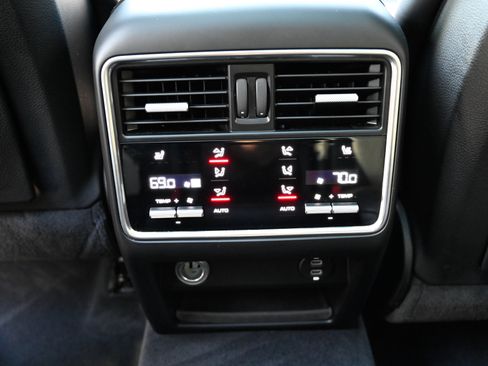Used 2023 Porsche Cayenne GTS AWD/4WD image 44