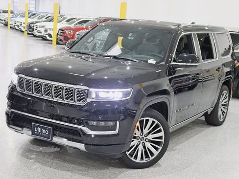 Used 2024 Jeep Grand Wagoneer Series III image 5