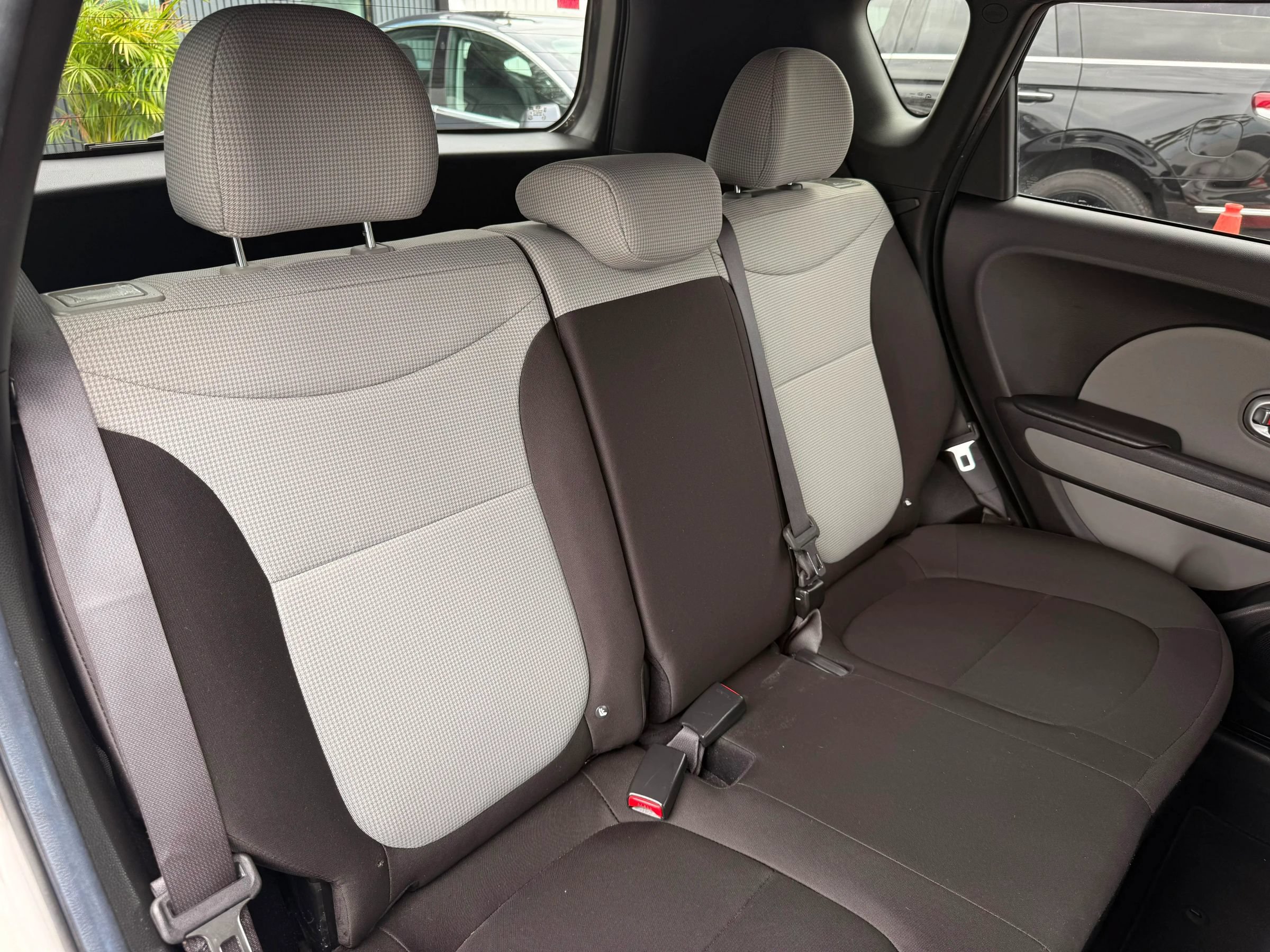 Used 2015 Kia Soul FWD image 17