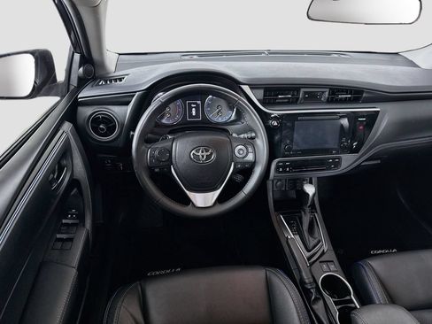 Used 2017 Toyota Corolla XSE FWD image 15