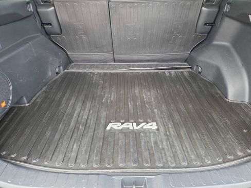 Used 2020 Toyota RAV4 XSE image 35