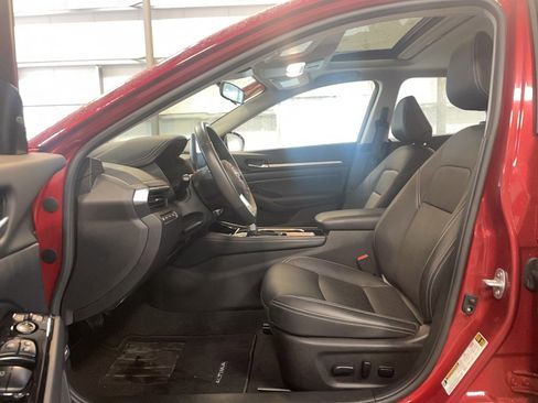 Used 2024 Nissan Altima 2.5 SL AWD/4WD image 7