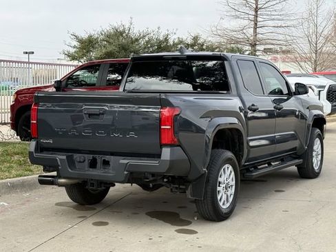 Used 2024 Toyota Tacoma SR image 4