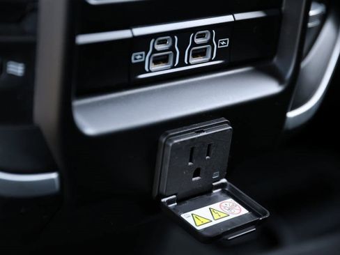 Used 2022 RAM 1500 Big Horn w/ Night Edition image 17