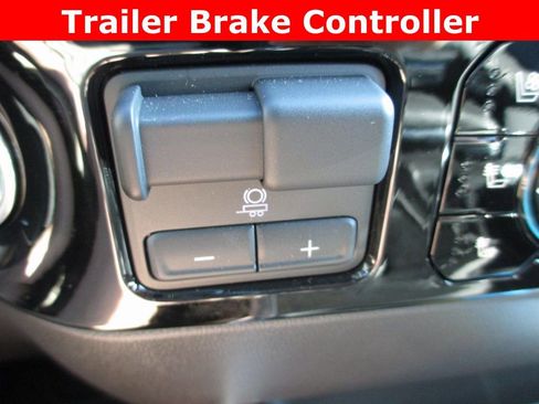 Used 2026 GMC Sierra 1500 SLT w/ SLT Convenience Package image 18