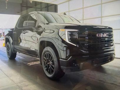 Used 2025 GMC Sierra 1500 Elevation