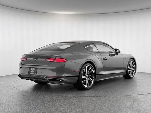 New 2026 Bentley Continental GT Speed image 9