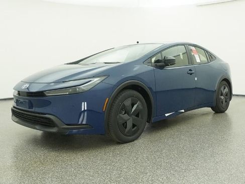 New 2026 Toyota Prius LE image 17
