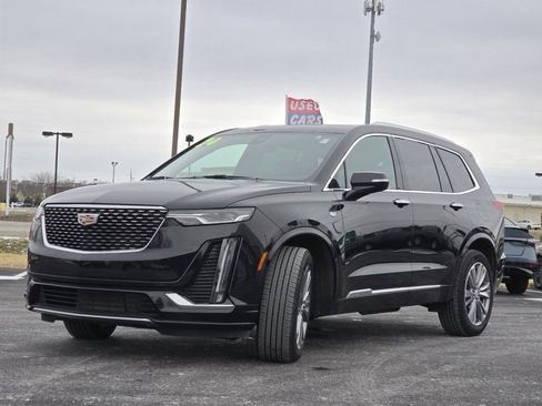 Used 2024 Cadillac XT6 Premium Luxury w/ LPO, Floor Liner Package image 11