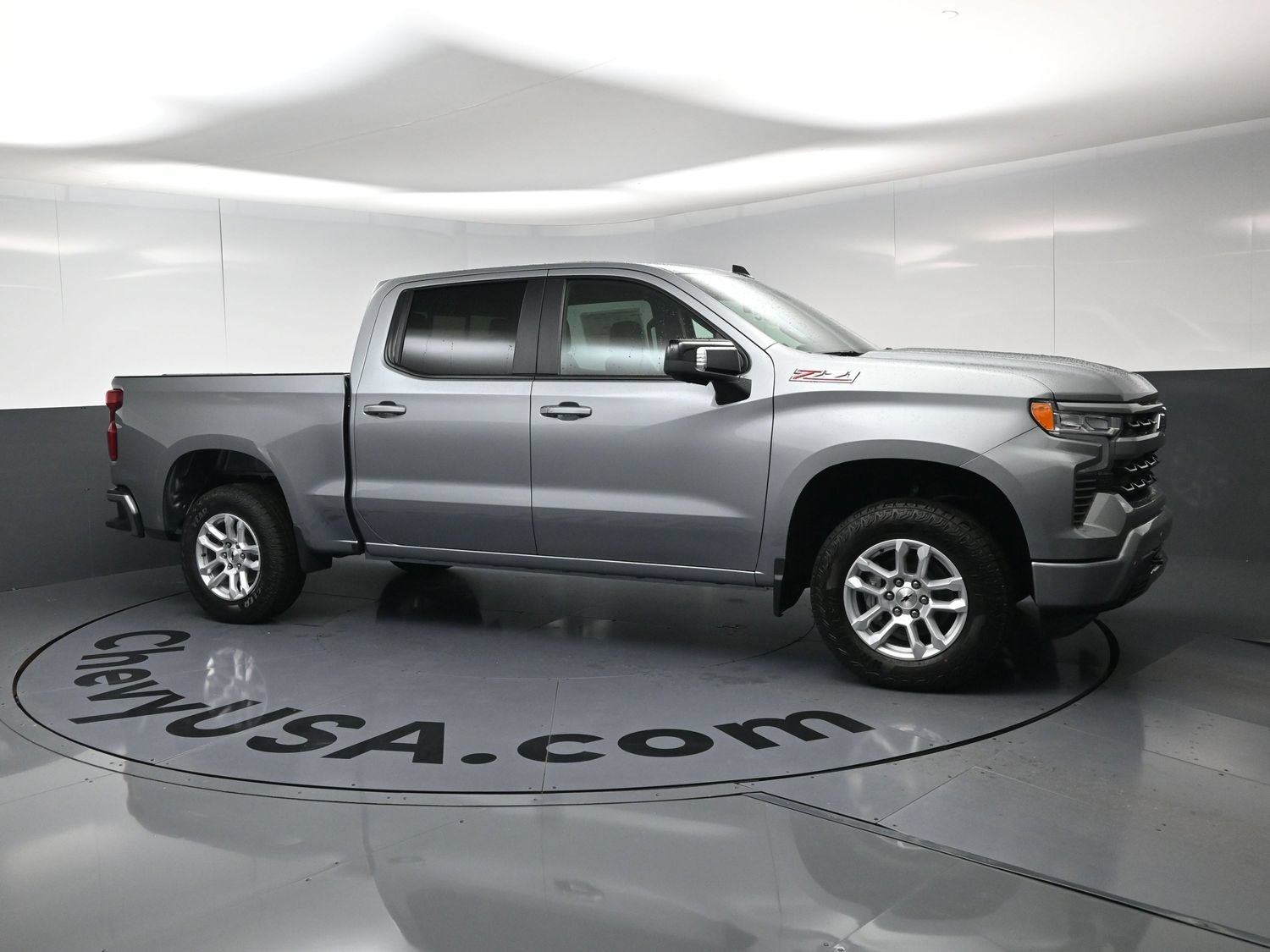 New 2026 Chevrolet Silverado 1500 RST w/ Safety Package AWD/4WD image 2
