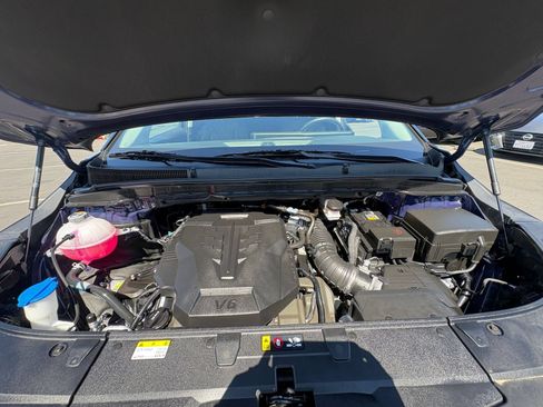 Used 2026 Kia Carnival FWD image 35