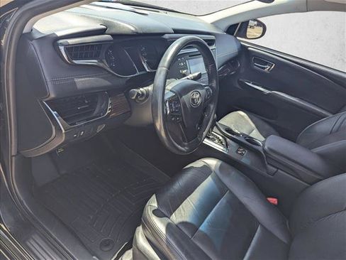 Used 2013 Toyota Avalon XLE Premium FWD image 9