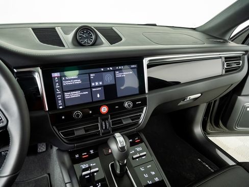 New 2026 Porsche Macan S AWD/4WD image 13