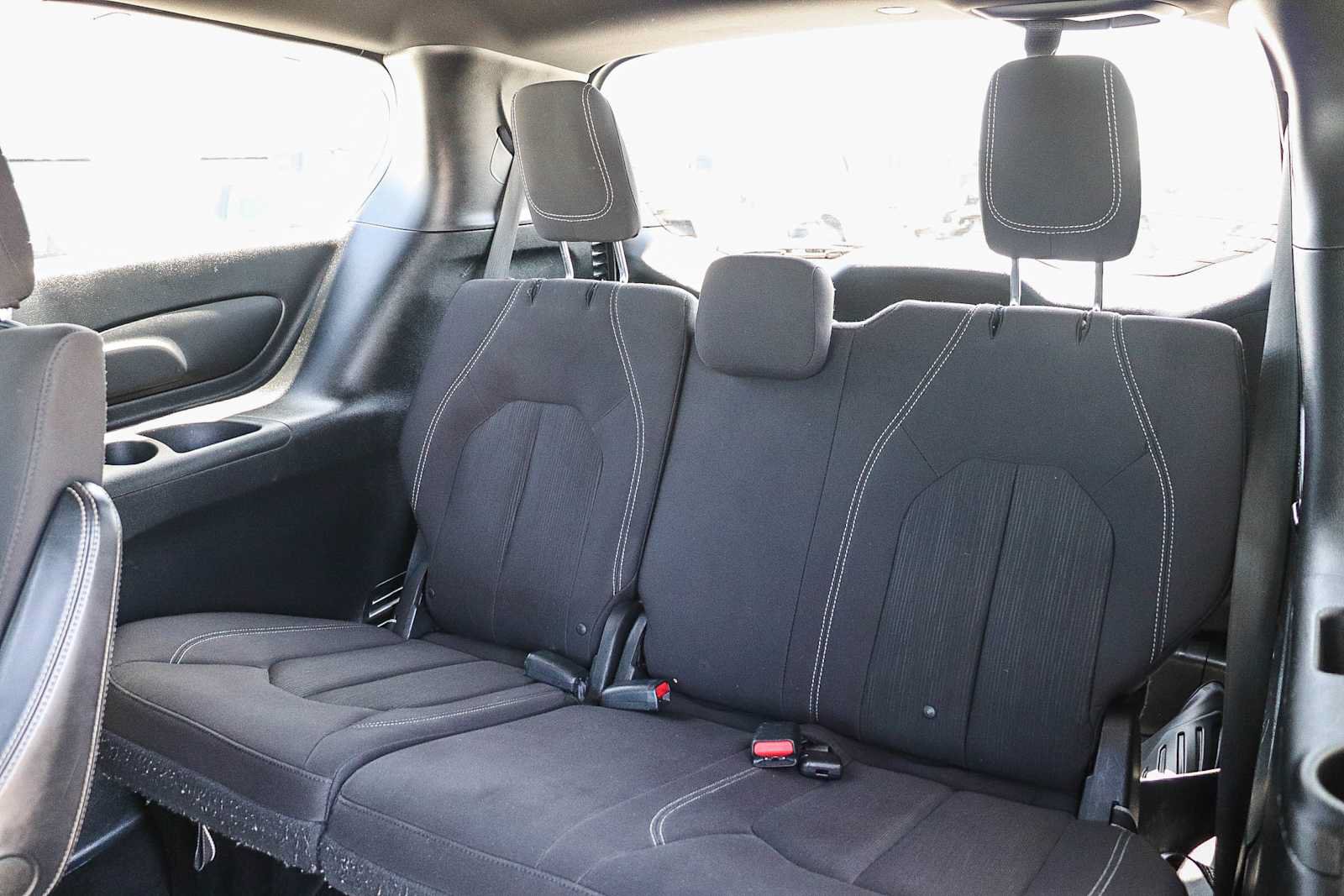 Used 2018 Chrysler Pacifica Touring Plus w/ S Appearance Package FWD image 37