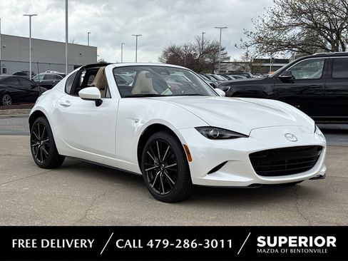New 2026 MAZDA MX-5 Miata RF Grand Touring RWD image 1