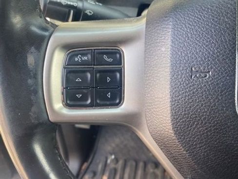 Used 2019 RAM 1500 Laramie RWD image 2