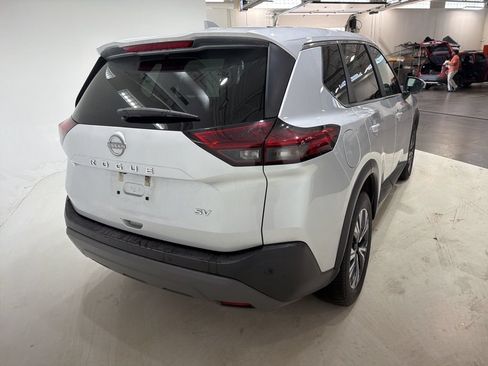 Used 2023 Nissan Rogue SV FWD image 8