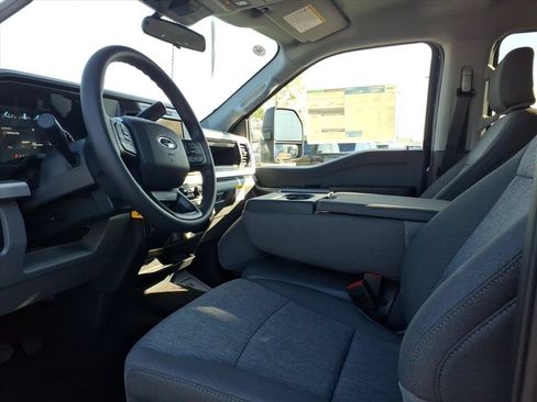 New 2026 Ford F250 XL w/ STX Appearance Package AWD/4WD image 10