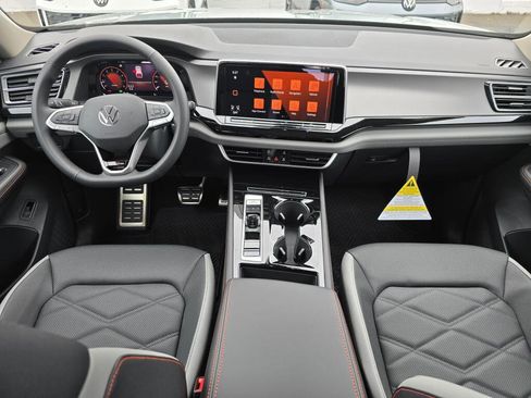 New 2026 Volkswagen Atlas Peak Edition AWD/4WD image 20