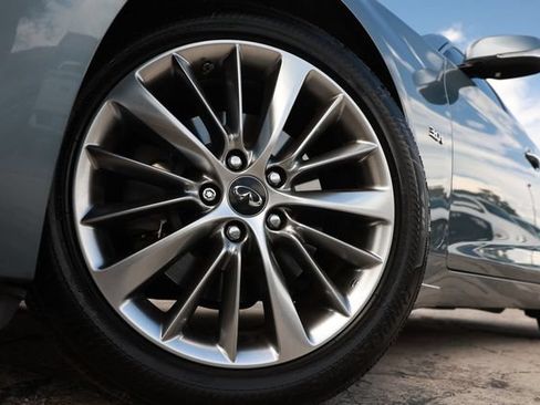 Used 2018 INFINITI Q50 Luxe w/ Cargo Package (L95) RWD image 34