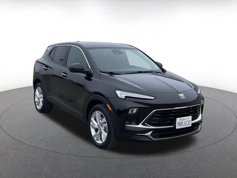 Used 2025 Buick Encore GX Preferred image 3