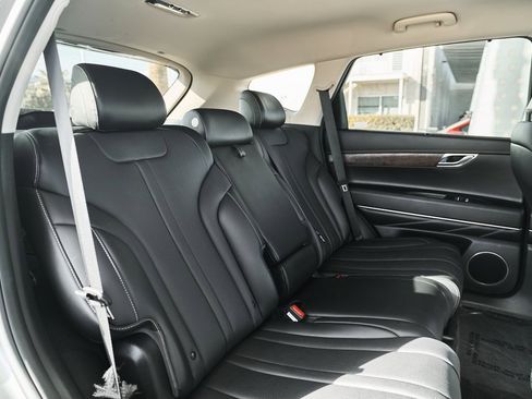 Used 2024 Genesis GV80 2.5T image 26