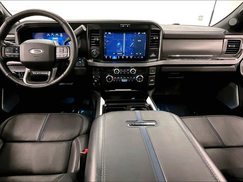 Used 2025 Ford F350 Platinum AWD/4WD image 19