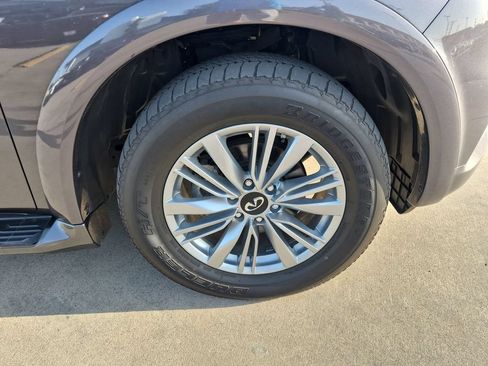Used 2024 INFINITI QX80 Luxe RWD image 10