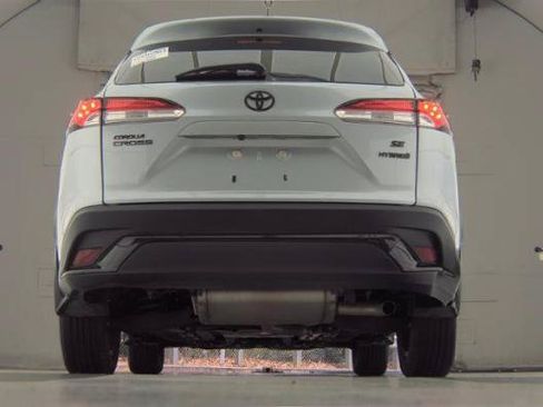 Used 2023 Toyota Corolla Cross AWD Hybrid image 11