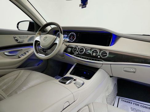 Used 2016 Mercedes-Benz S 550 Sedan image 28