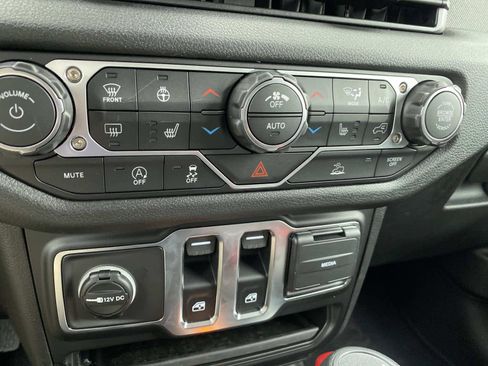 New 2026 Jeep Wrangler Sport S image 10