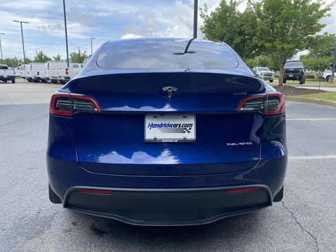Used 2023 Tesla Model Y Long Range AWD/4WD image 8