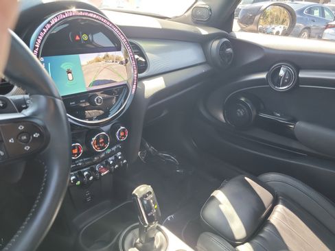 Used 2022 MINI Cooper S image 19