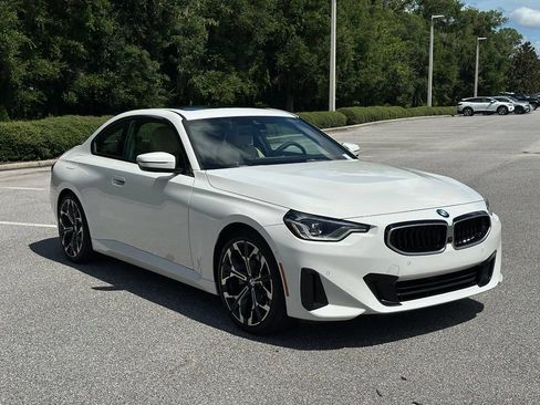 Used 2026 BMW 230i Coupe w/ Premium Package RWD image 7