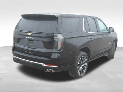 New 2026 Chevrolet Tahoe High Country image 3