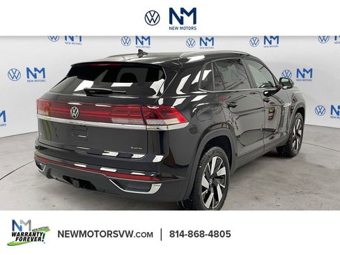 New 2026 Volkswagen Atlas Cross Sport SE image 4