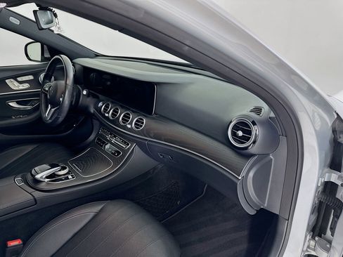 Used 2020 Mercedes-Benz E 350 Sedan image 33