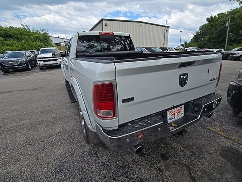 Used 2017 RAM 1500 Laramie AWD/4WD image 5