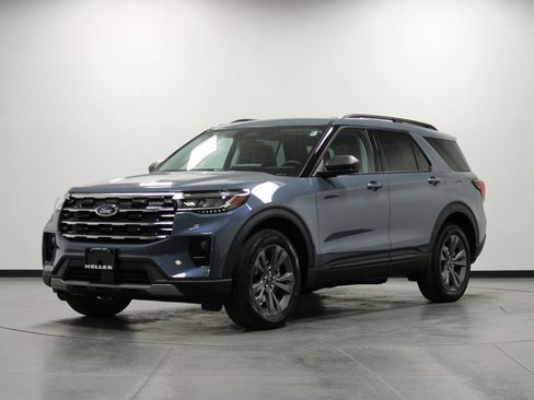 New 2026 Ford Explorer Active w/ Active Comfort Package image 9