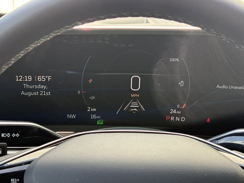 New 2025 Cadillac Lyriq Luxury image 20