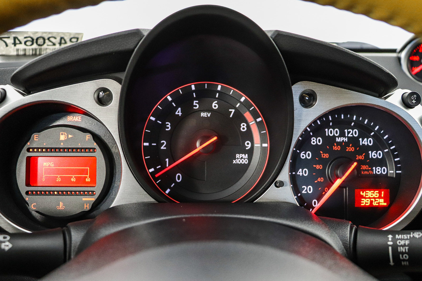 Used 2019 Nissan 370Z Coupe w/ Z34 Heritage Edition - White RWD image 22